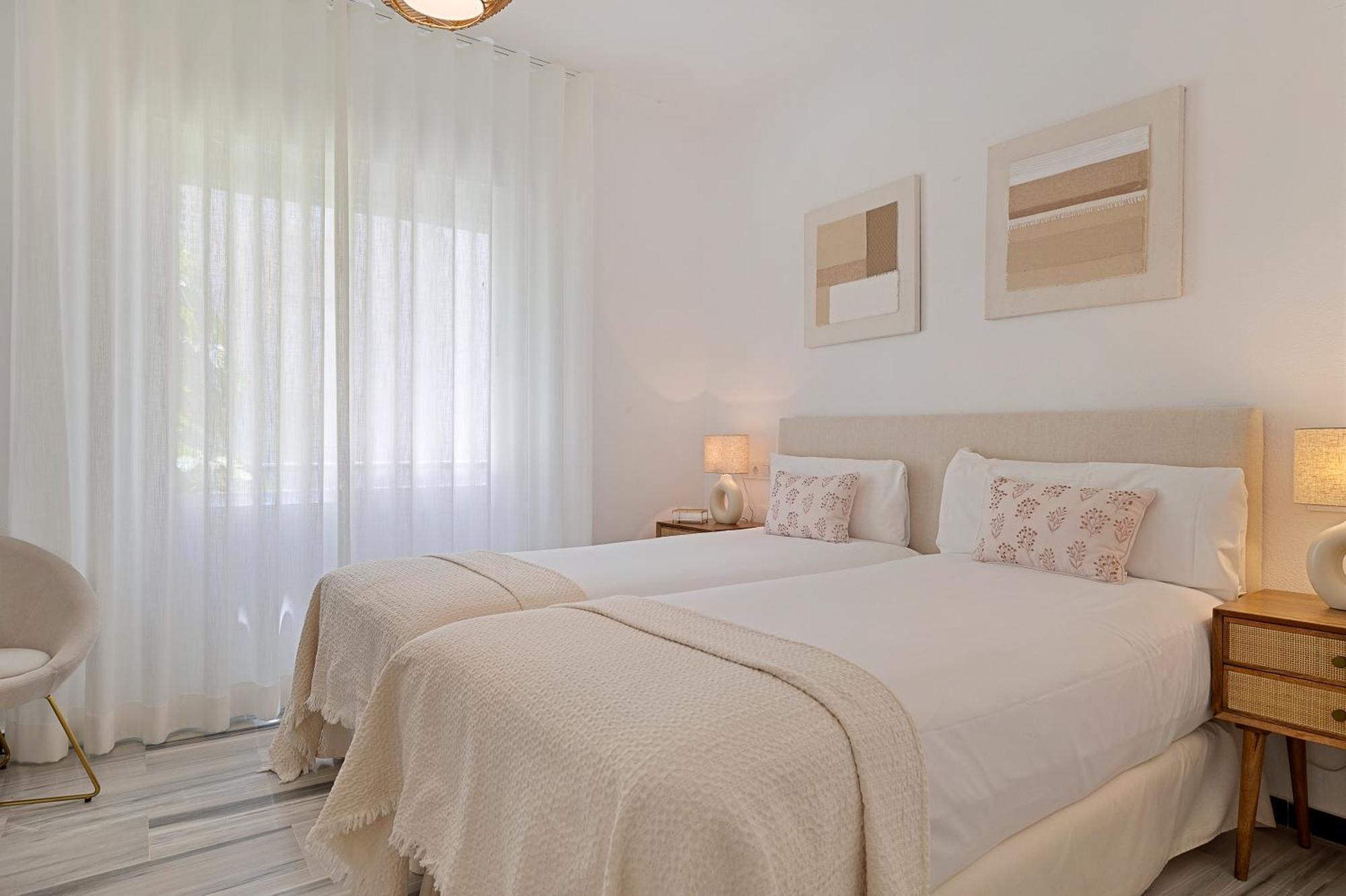 2 Bedroom Apartment In Medina Garden - Puerto Banus มาร์เบยา ภายนอก รูปภาพ